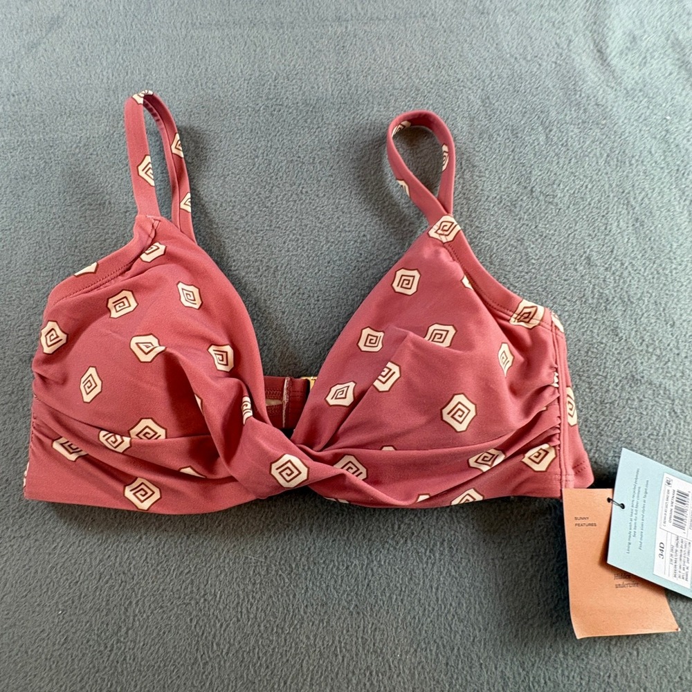Shade & Shore Women 34D Pink Geometric Twist Front Underwire Bikini Top NWT